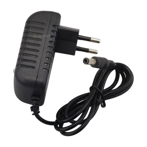Fonte Chaveada 5V 3A Nominal, Conector P4 5,5x2,1mm - bi-volt